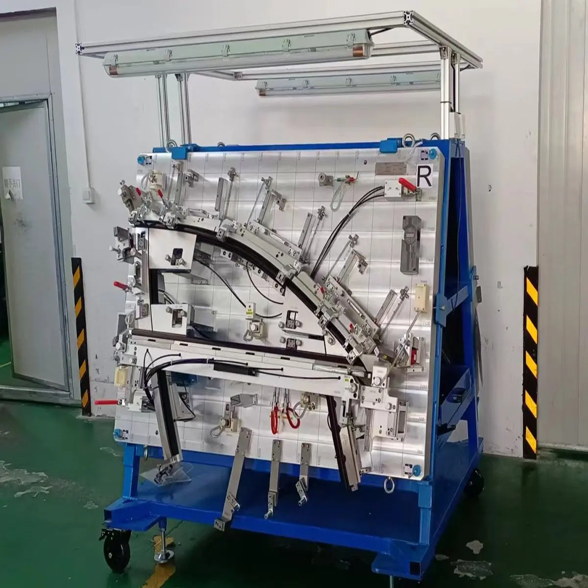 Checking fixture sealing strip type gage for industrial measurements